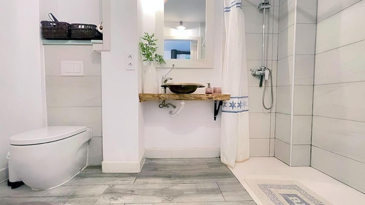 New Cozy Beach Apartment, Wifi Valensiya Dış mekan fotoğraf